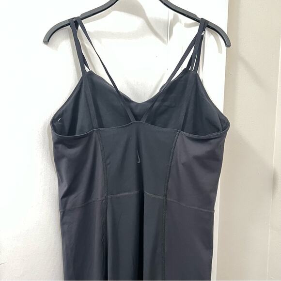Nike Yoga Luxe Dri-FIT Matte Jumpsuit - Picture 10 of 14